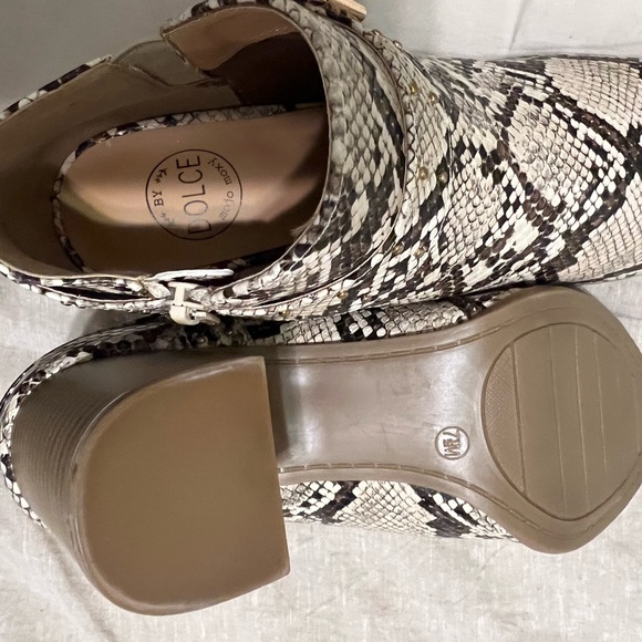 Dolce Open Toe heels - Picture 4 of 5